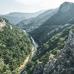 אכסניה Herzegovina Boracko Jezero קונייץ'