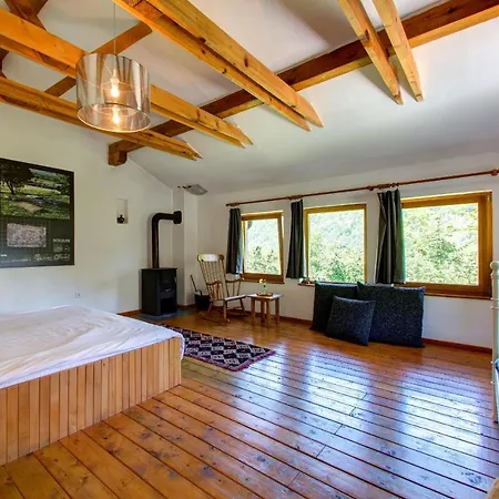 Herzegovina Boracko Jezero Lodge *